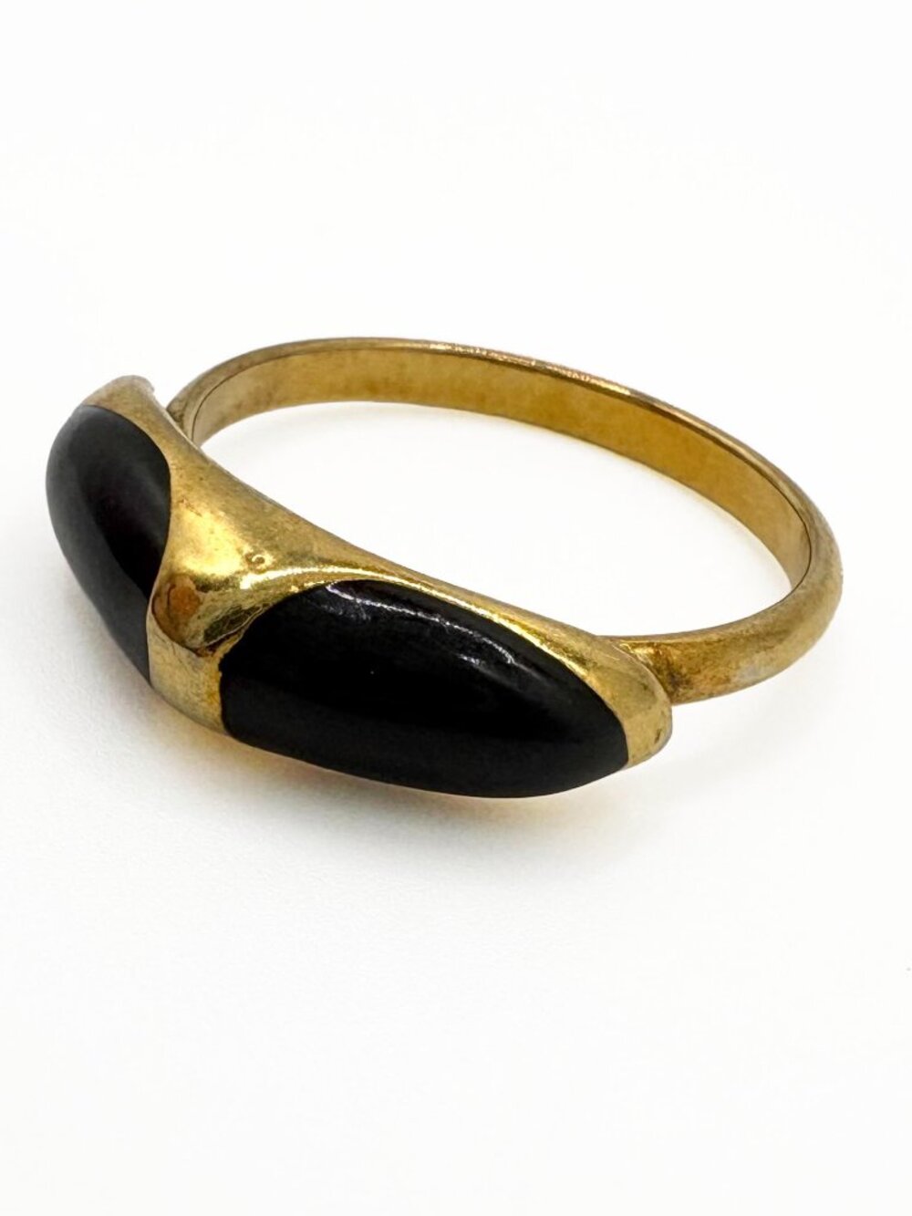 Vintage Faux Onyx Gold Tone Dome Ring